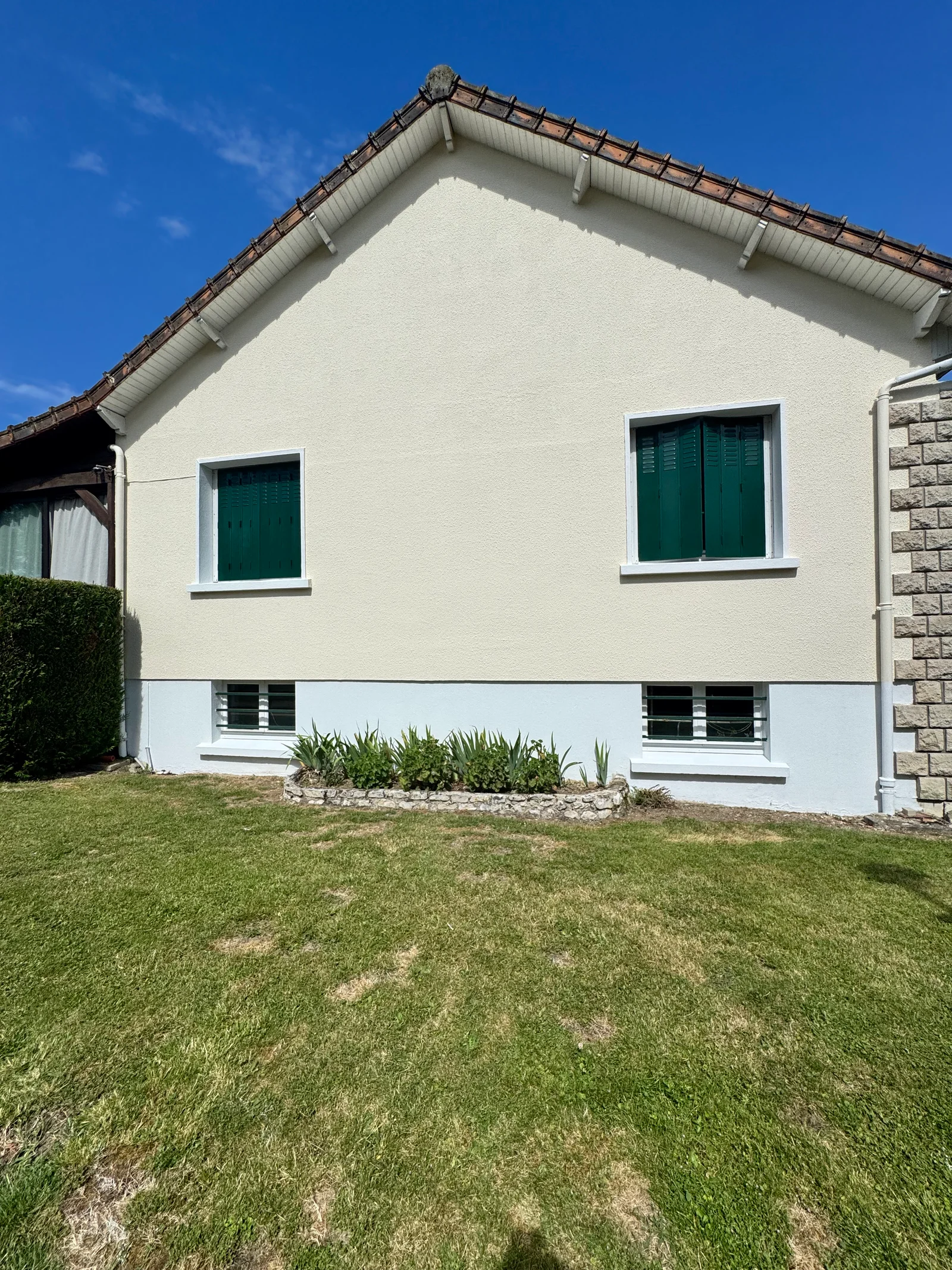 Façade après ravalement, vue pignon